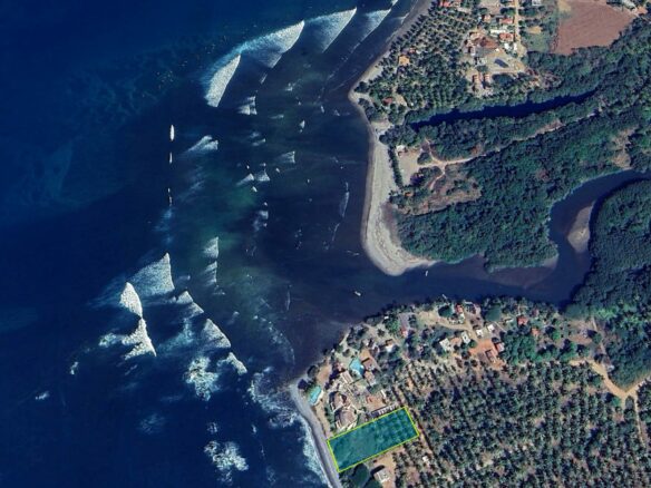 beachfront-saladita-lots